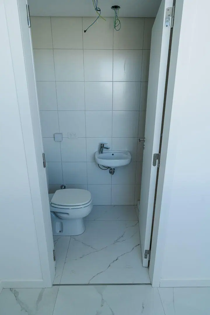 EVOQUE BELGRANO TRIPLEX 4 AMBIENTES CON DEPENDENCIA Y TERRAZA A ESTRENAR 4