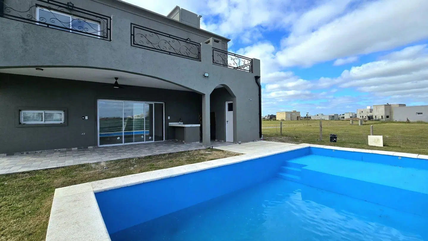 Venta casa 4 ambientes Barrio Santa Clara del Sur, Canning-Casa a estrenar-Detal 2