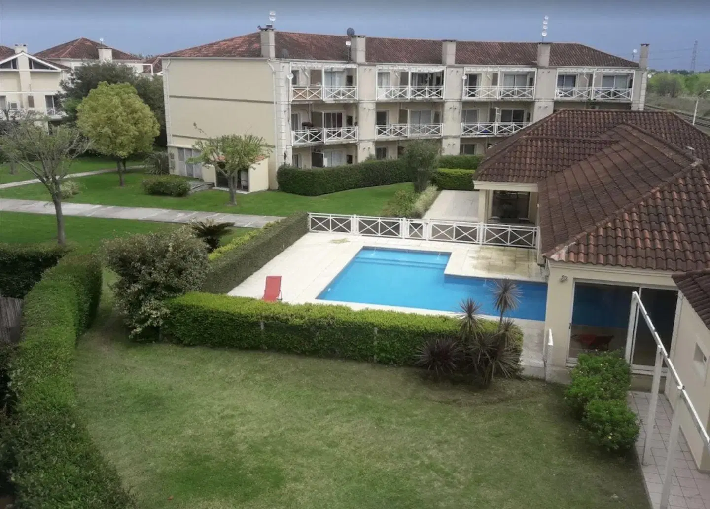 Venta ph monoambiente con jardin en complejo El Molino, Pilar 4