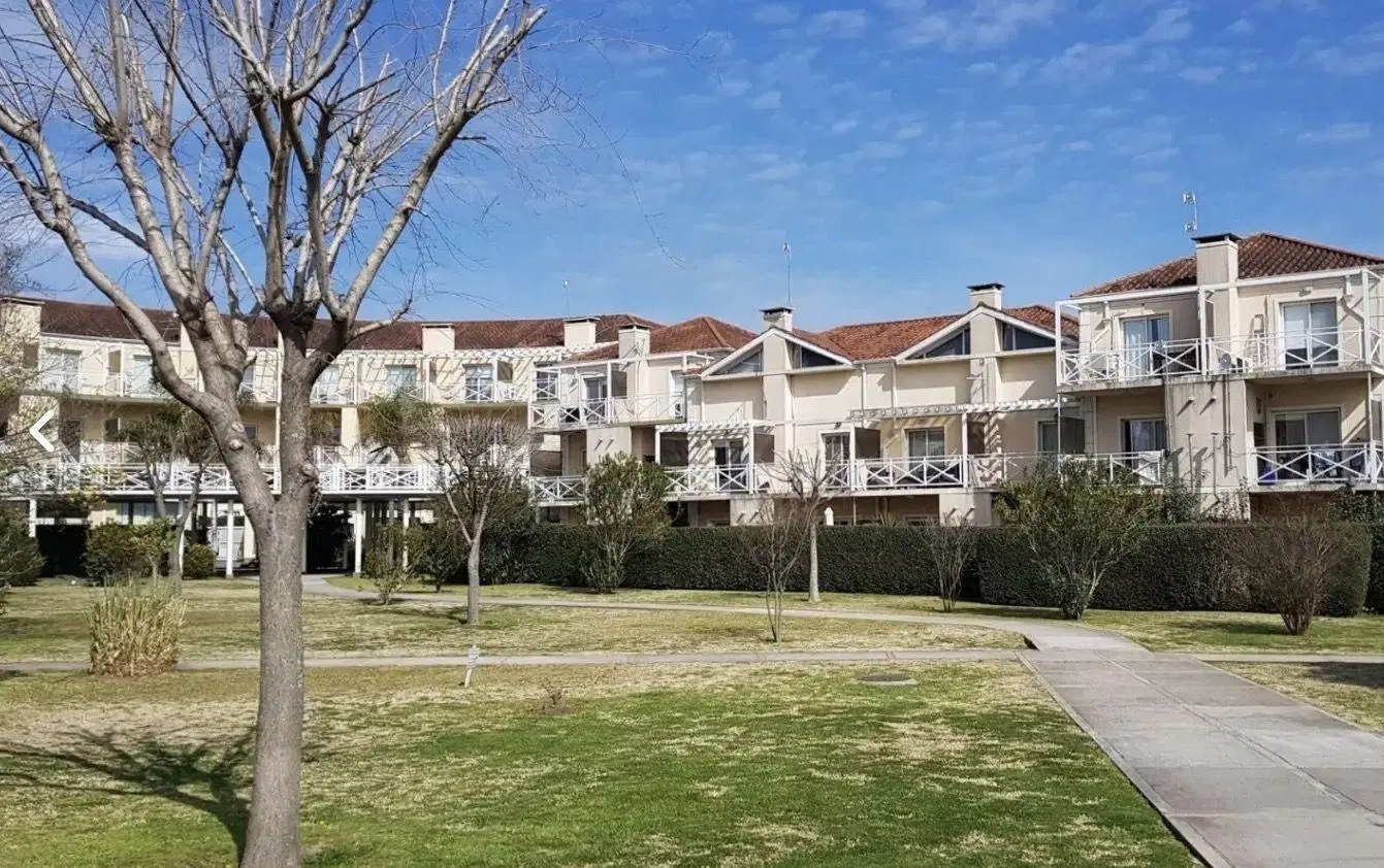 Venta ph monoambiente con jardin en complejo El Molino, Pilar 3
