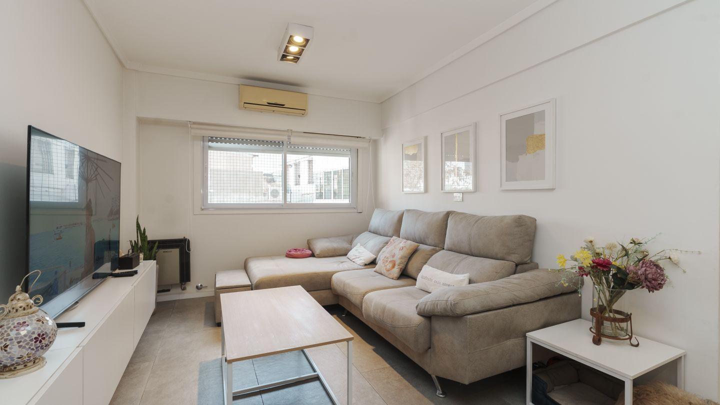 Foto de Venta departamento 4 ambientes en Villa Urquiza, imagen 2