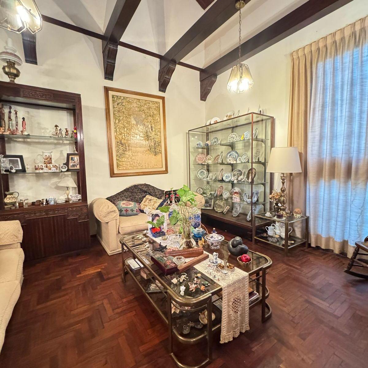 Casa Cofico. Faustino Allende 400. 5 Dorm. Pileta 1