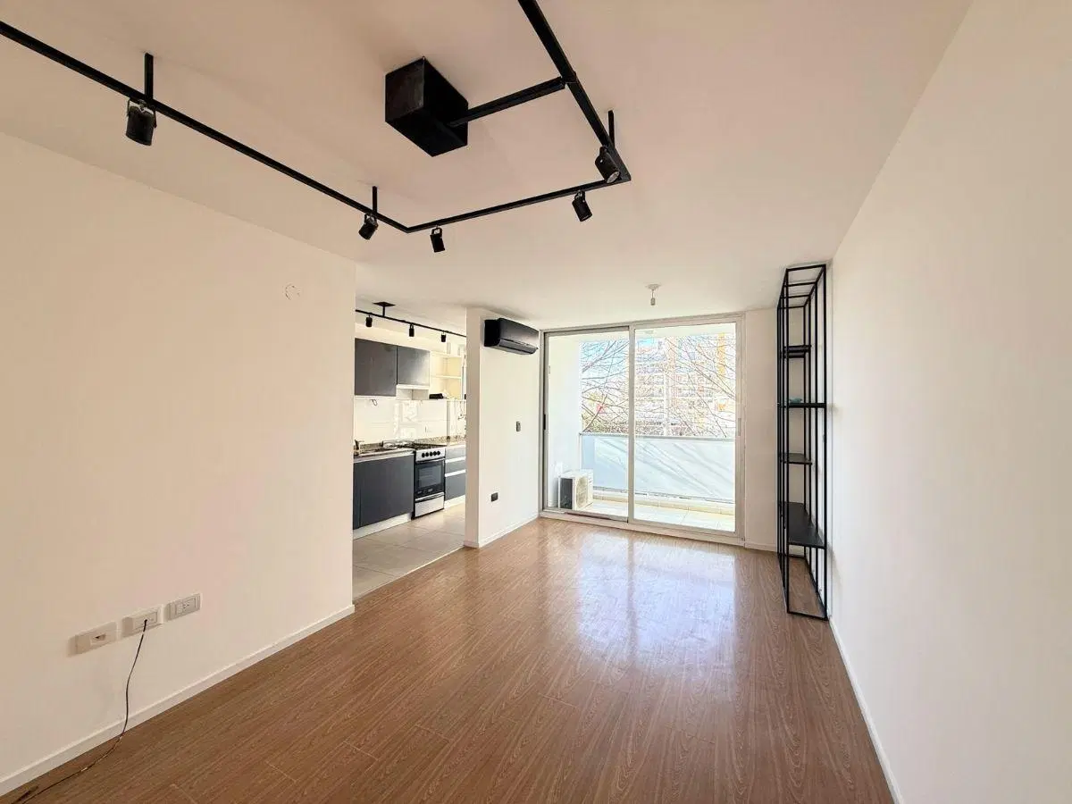 Cofico. Fragueiro y Bedoya. Dos balcones - 1 dorm 4