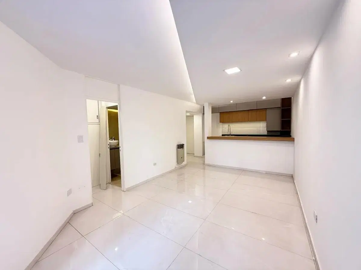 Nueva Córdoba - Chacabuco 651. 1 dorm con balcón 3