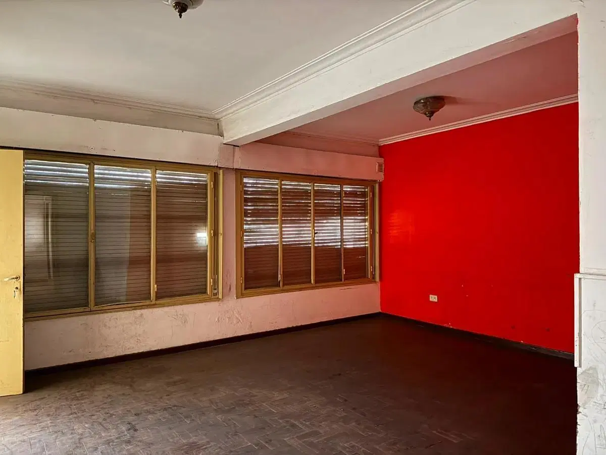 Casa Ideal desarrollo - Centro. Se escucha oferta. Bv Guzmán 3