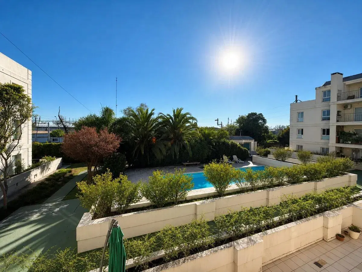 3 dorm con cochera. Barrio jardín. Amenities 3