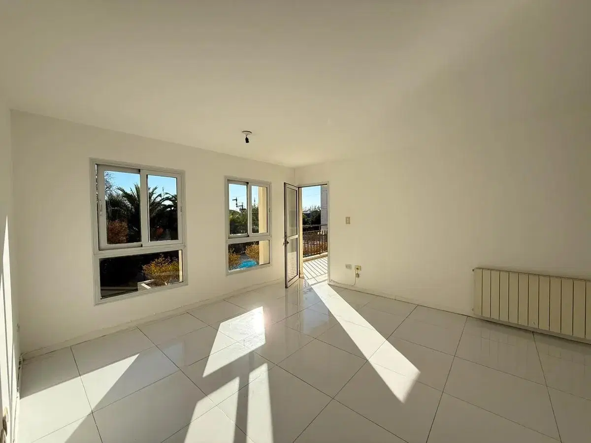 3 dorm con cochera. Barrio jardín. Amenities 2