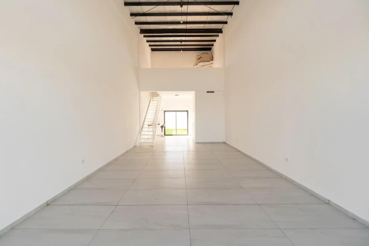 Foto de Local Comercial alquiler Docta - 100 m2, imagen 4