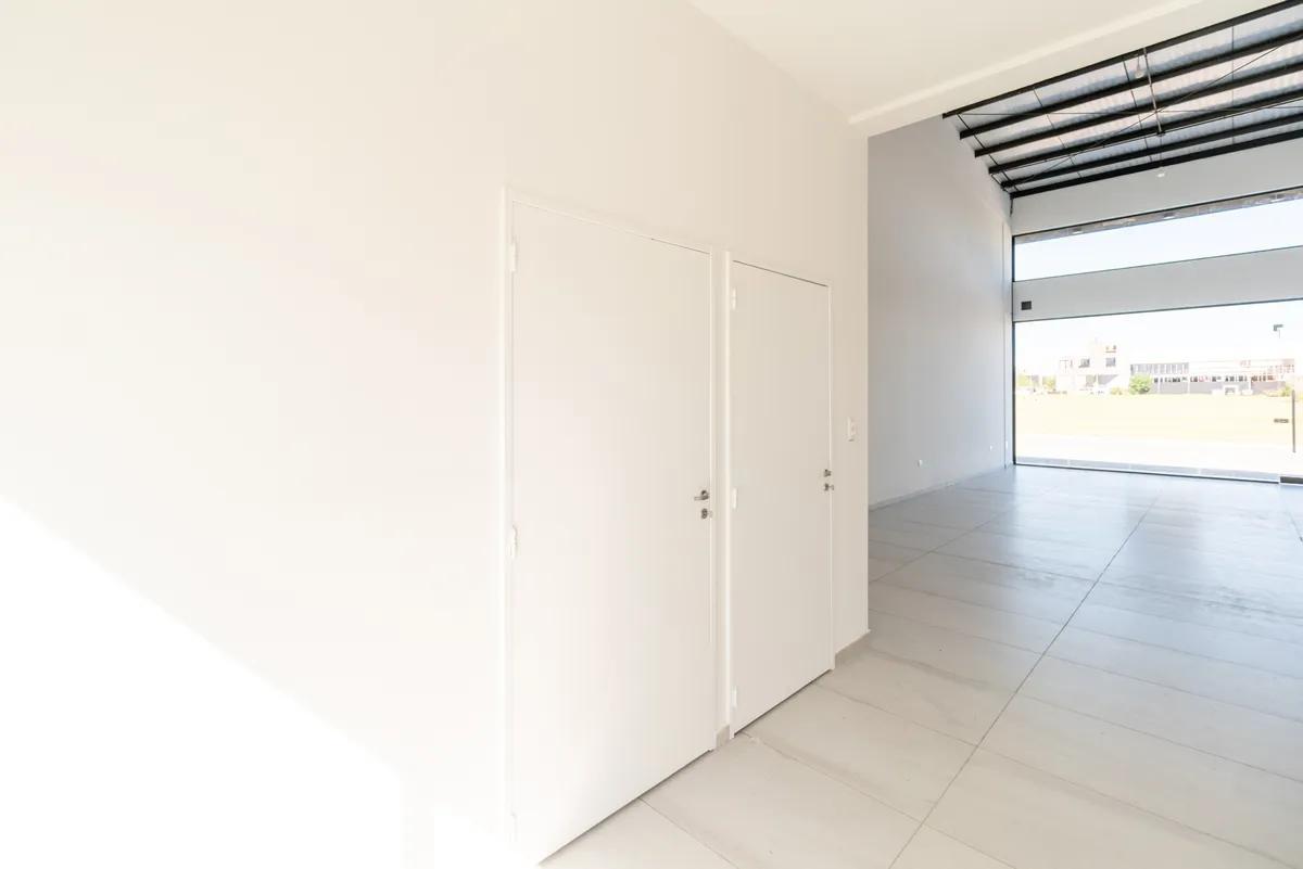 Foto de Local Comercial alquiler Docta - 100 m2, imagen 5