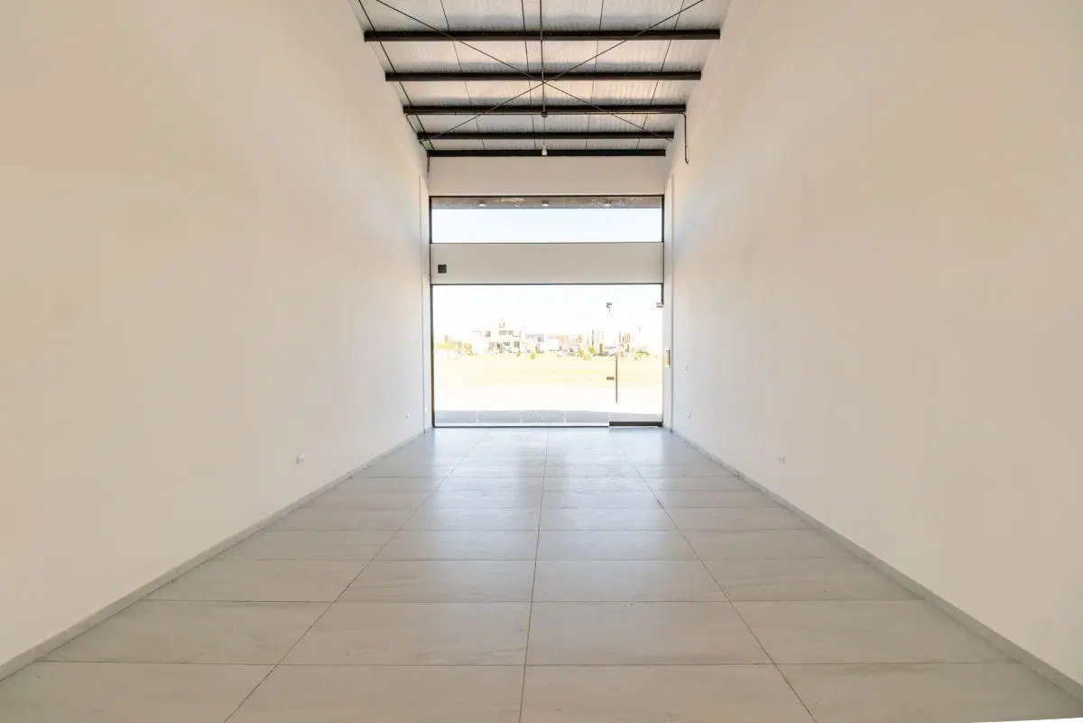 Alquiler Local comercial en Docta - 100 m2 5