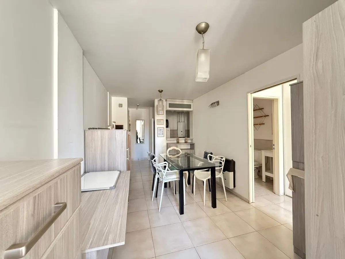 Foto de Departamento 1 dormitorio. Balcón. Balcarce 300, imagen 1