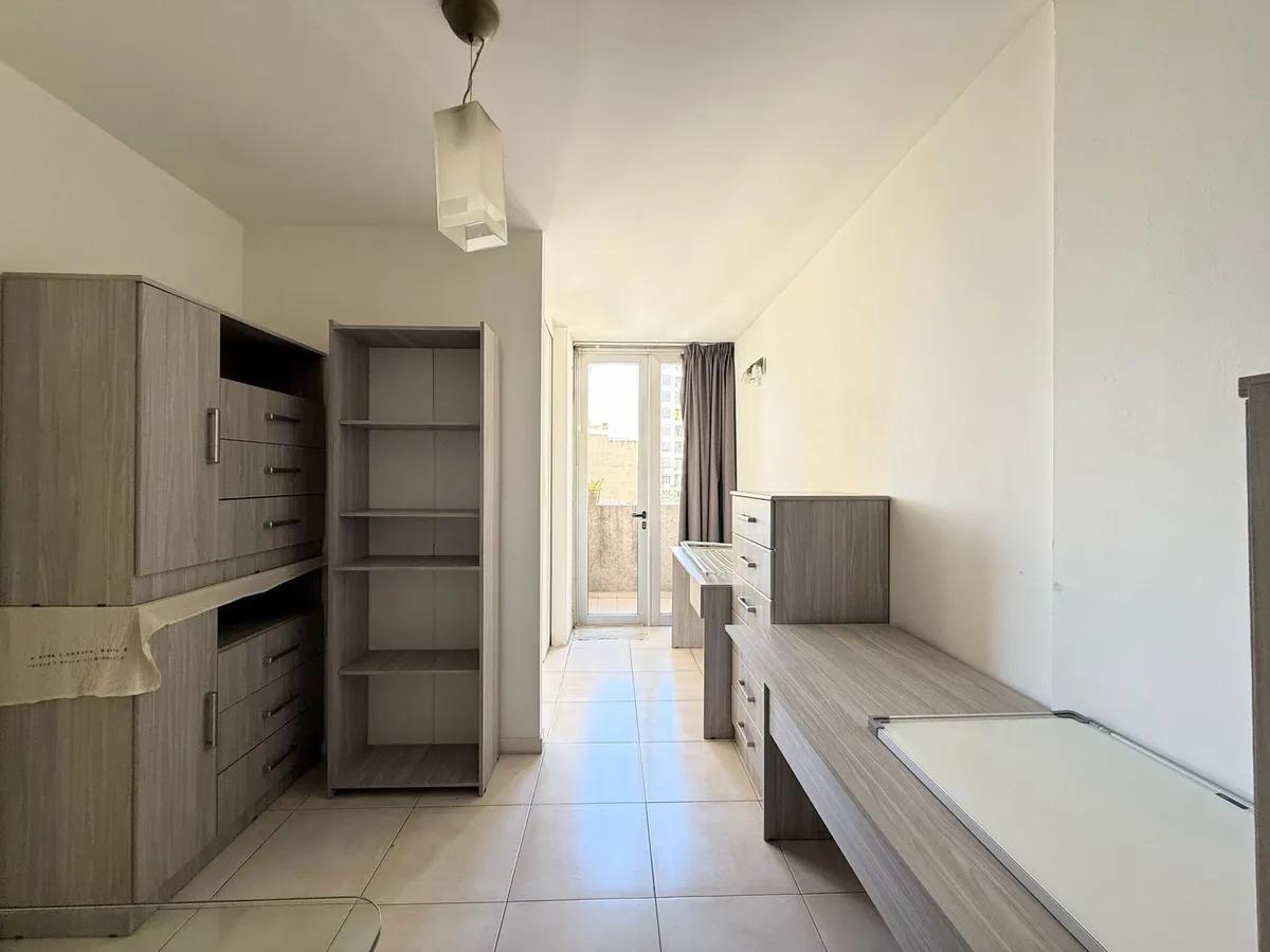 Foto de Departamento 1 dormitorio. Balcón. Balcarce 300, imagen 4