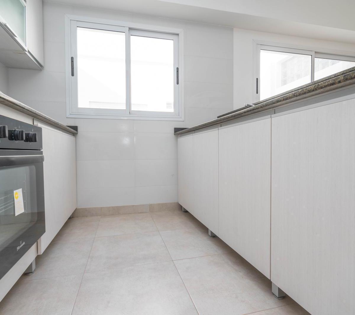 Venta PH 4 Ambientes con Terraza a Estrenar en Floresta 1