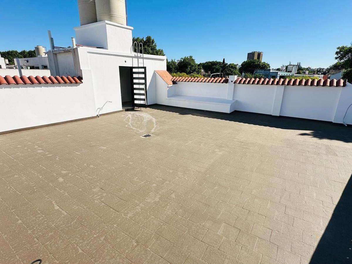 Venta PH 4 Ambientes con Terraza a Estrenar en Floresta 5
