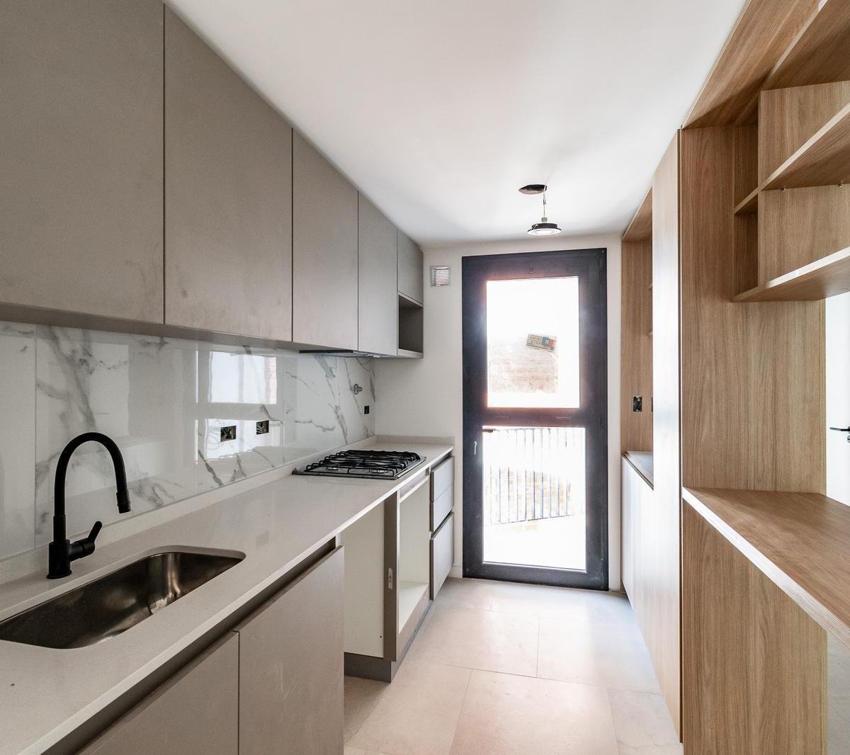 Venta Piso 4 Ambientes con Balcon Aterrazado, Villa Ortuzar 1