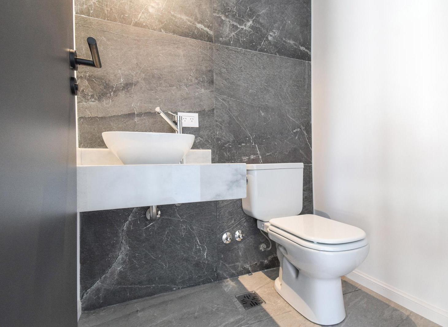 VENTA DEPARTAMENTO 2 AMBIENTES CON TOILETTE, BALCON Y TERRAZA PROPIA, A ESTRENAR EN VILLA PUEYRREDON