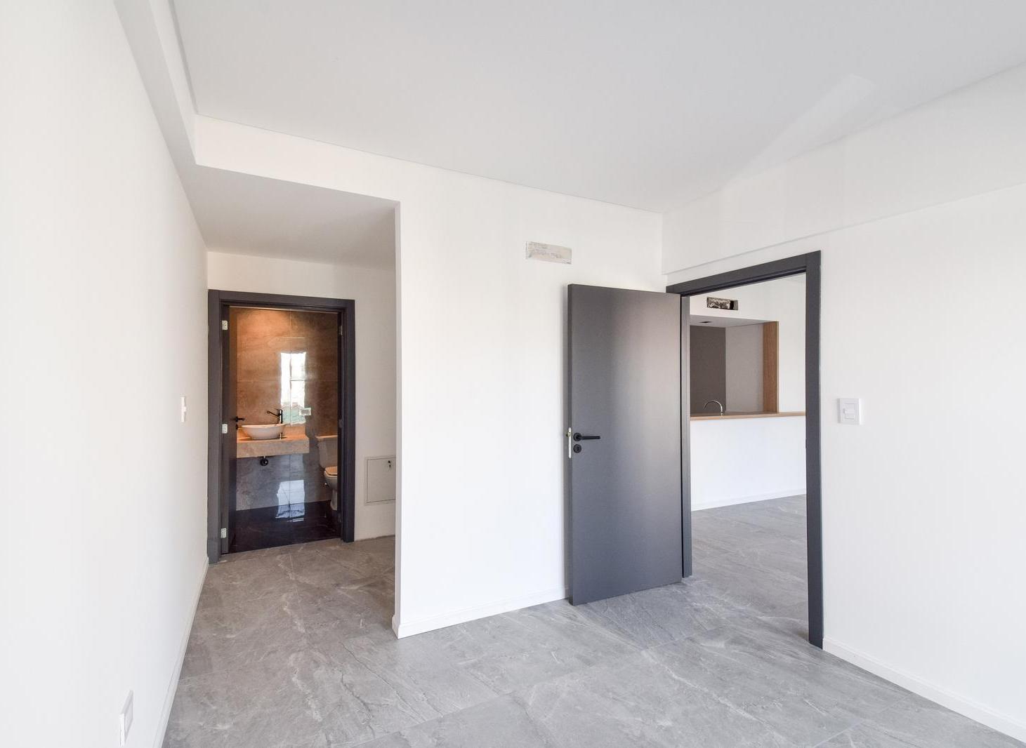 VENTA DEPARTAMENTO 2 AMBIENTES CON TOILETTE, BALCON Y TERRAZA PROPIA, A ESTRENAR EN VILLA PUEYRREDON