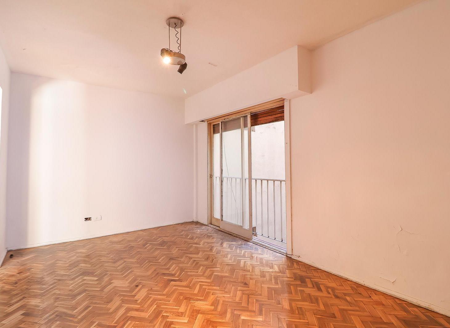 VENTA DEPARTAMENTO 2 AMB FLORES