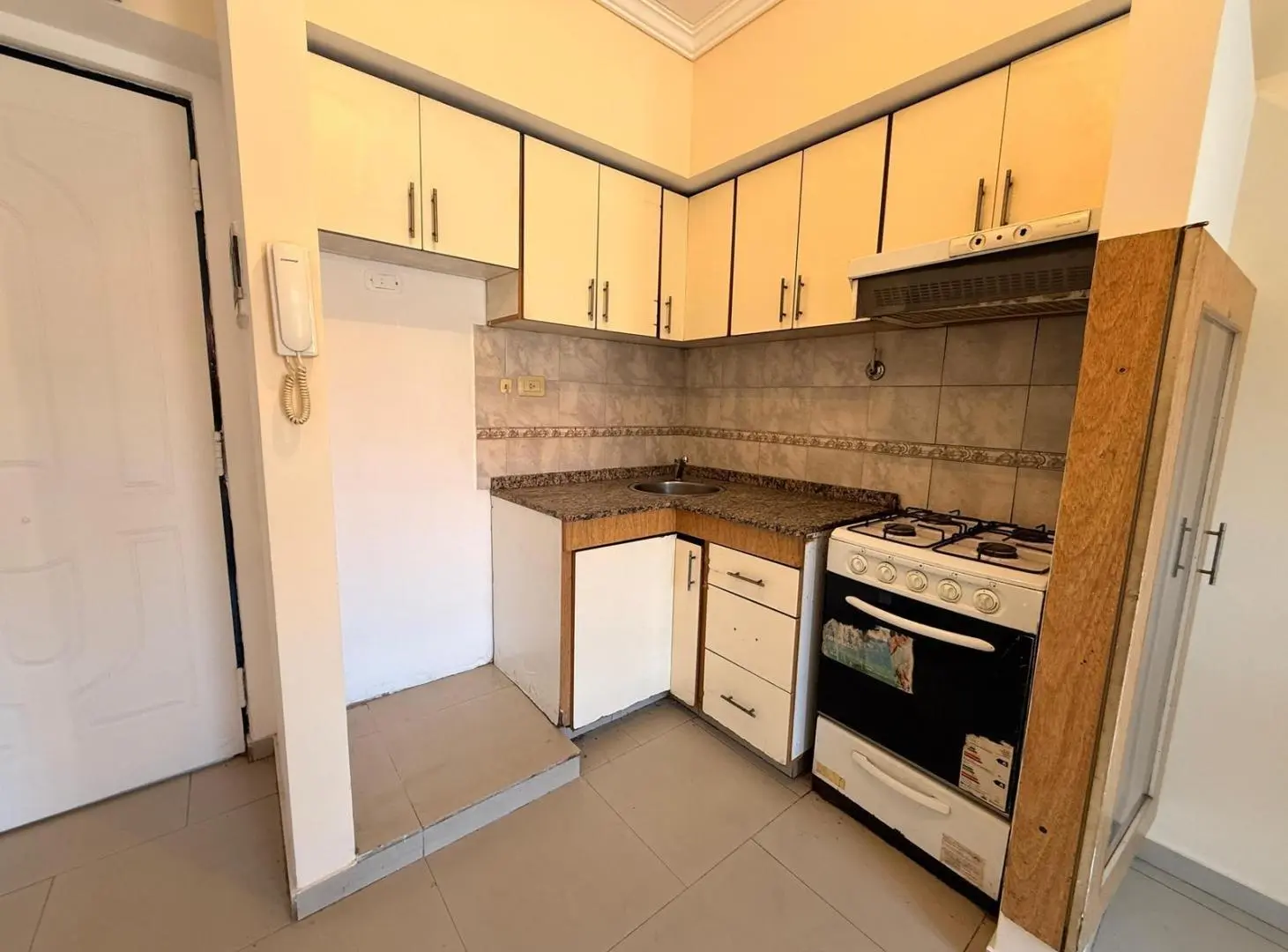VENTA LOCAL COMERCIAL   PH 3 AMBIENTES EN LANUS OESTE 2
