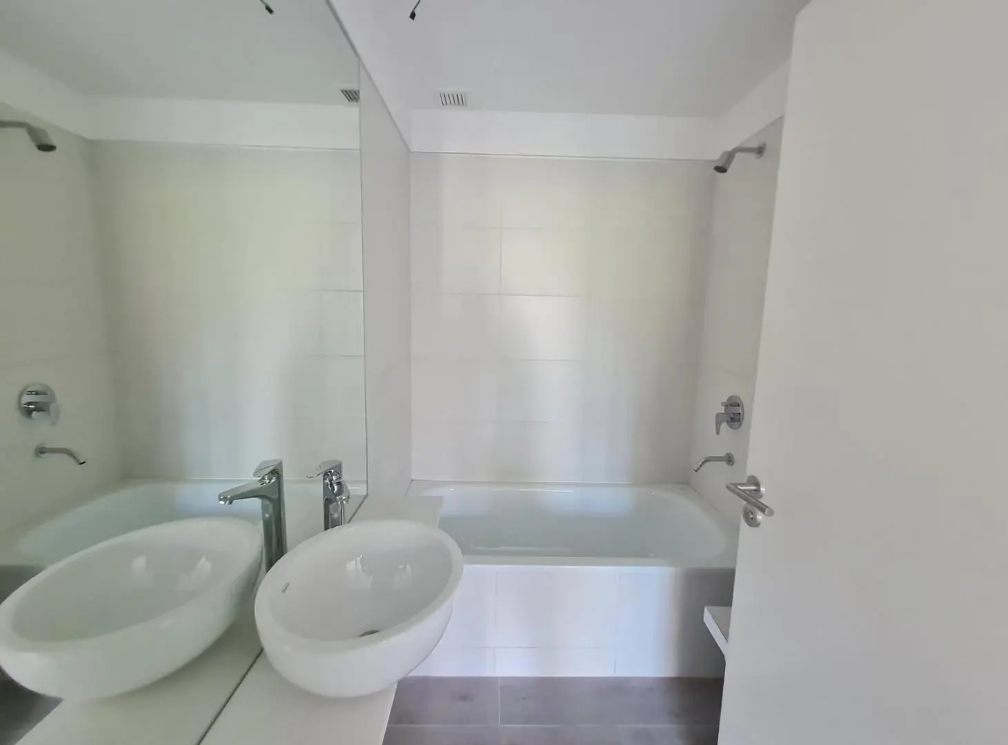 DEPARTAMENTO 4 AMBIENTES CON BALCON EN VENTA PALERMO COCHERA OPCIONAL 3