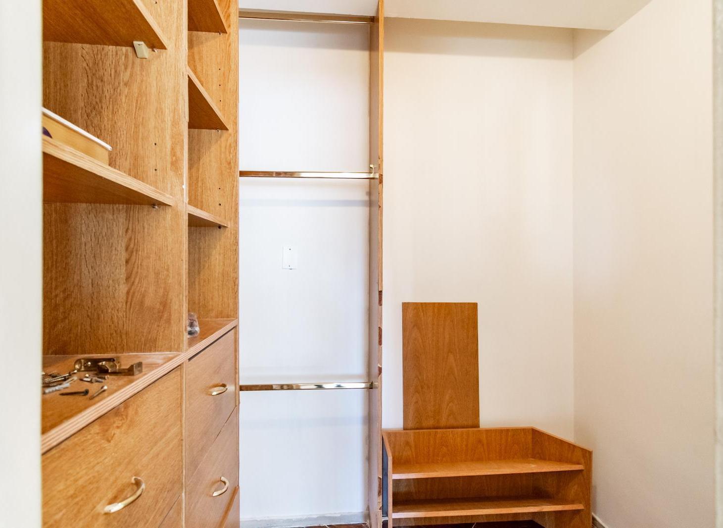 VENTA DEPARTAMENTO 3 AMBIENTES CON DEPENDENCIA, BALCON AL FRENTE Y PALIER PRIVADO EN RECOLETA