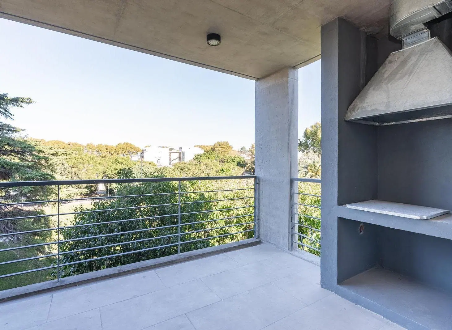 VENTA DEPARTAMENTO 3 O 4 AMBIENTES CON BALCON Y PARRILLA PROPIA, A ESTRENAR, EN VILLA URQUIZA 3