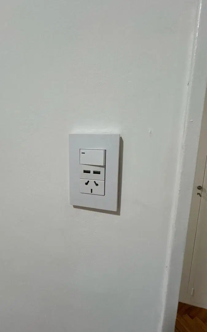 Departamento 2 ambientes con patio semicubierto refaccionado a estrenar 3