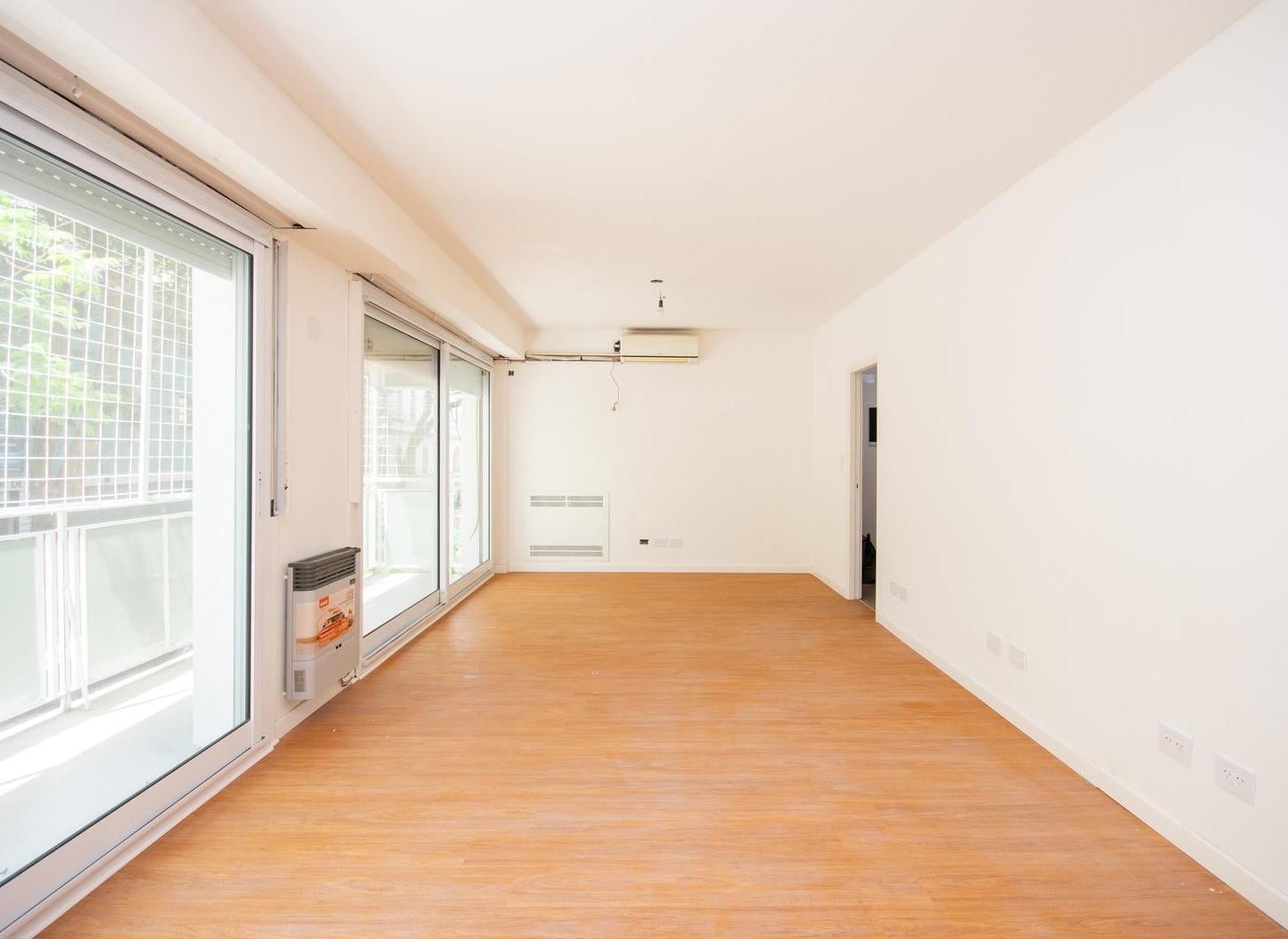 VENTA DEPARTAMENTO 4 AMBIENTES CON DEPENDENCIA, APTO CREDITO, RECICLADO, EN PALERMO