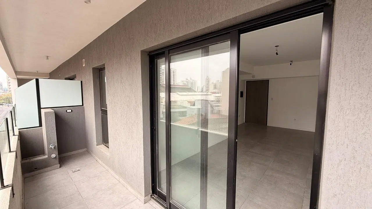 Alquiler departamento monoambiente apto profesional en Avellaneda 3