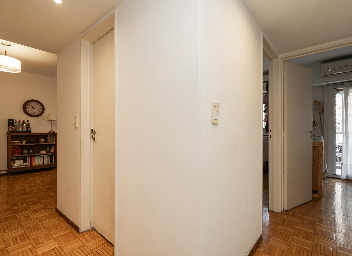 VENTA DEPARTAMENTO 4 AMBIENTES CON COCHERA FIJA CUBIERTA, APTO CREDITO, EN PALERMO