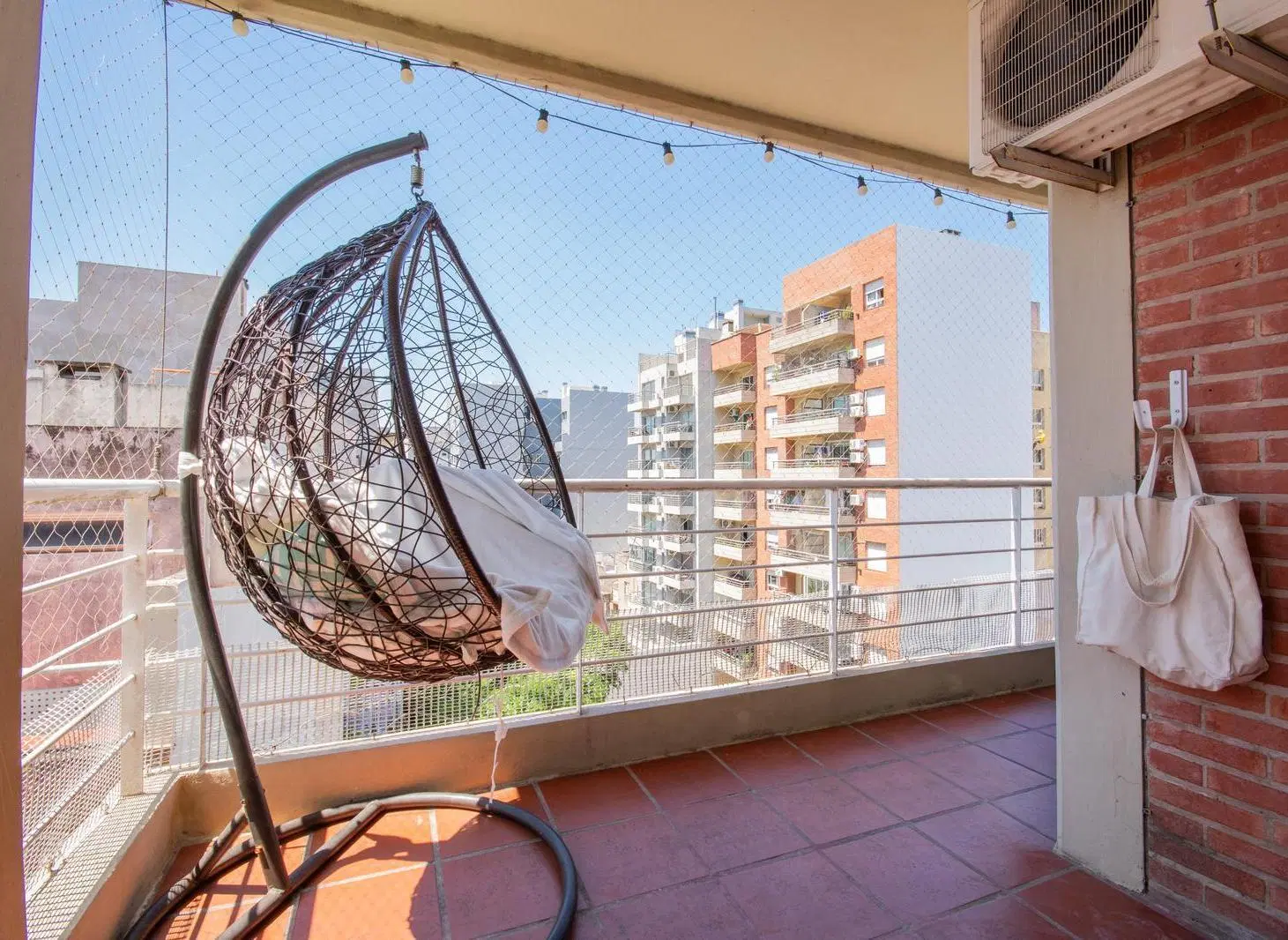 VENTA DEPARTAMENTO 3 AMBIENTES PISO ALTO CON BALCÓN EN SAAVEDRA 8