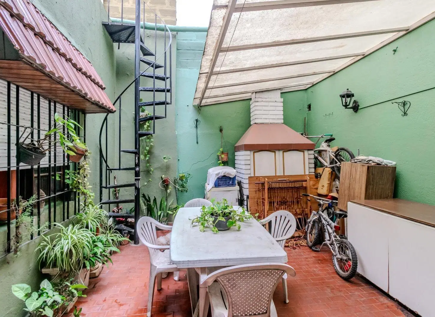 VENTA PH TIPO CASA DE 5 AMBIENTES EN VILLA LYNCH 4