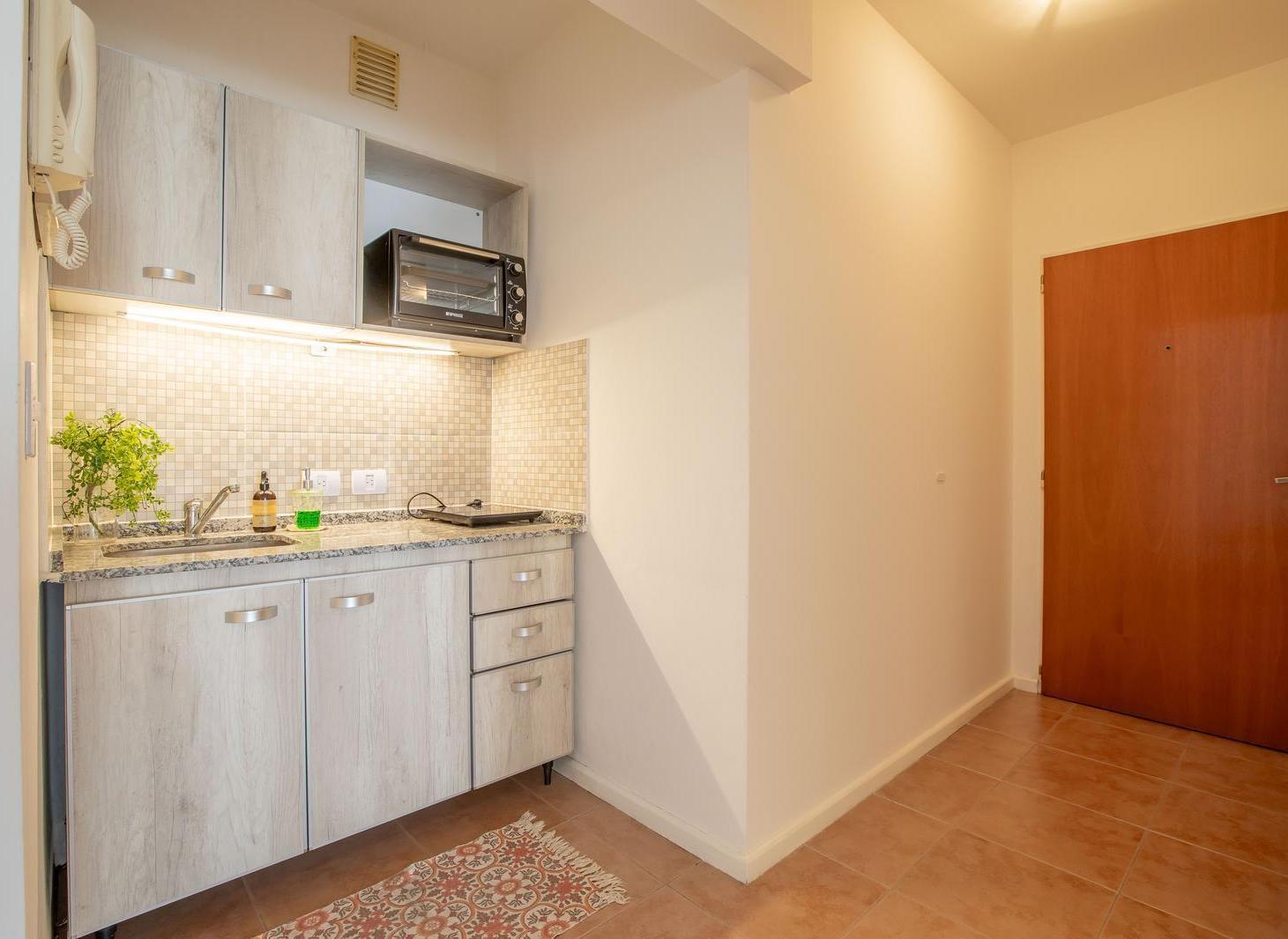 Foto de VENTA DEPARTAMENTO MONOAMBIENTE RECICLADO CONSTITUCIÓN CON BALCON Y AMENITIES, imagen 4