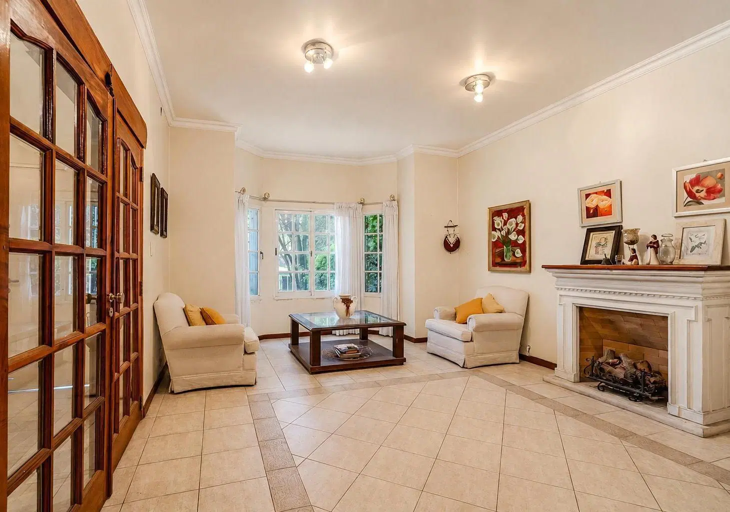 VENTA CASA 5 AMBIENTES LOTE PROPIO CON TERRAZA, PARRILLA Y GARAJE EN MONTE CASTRO 8
