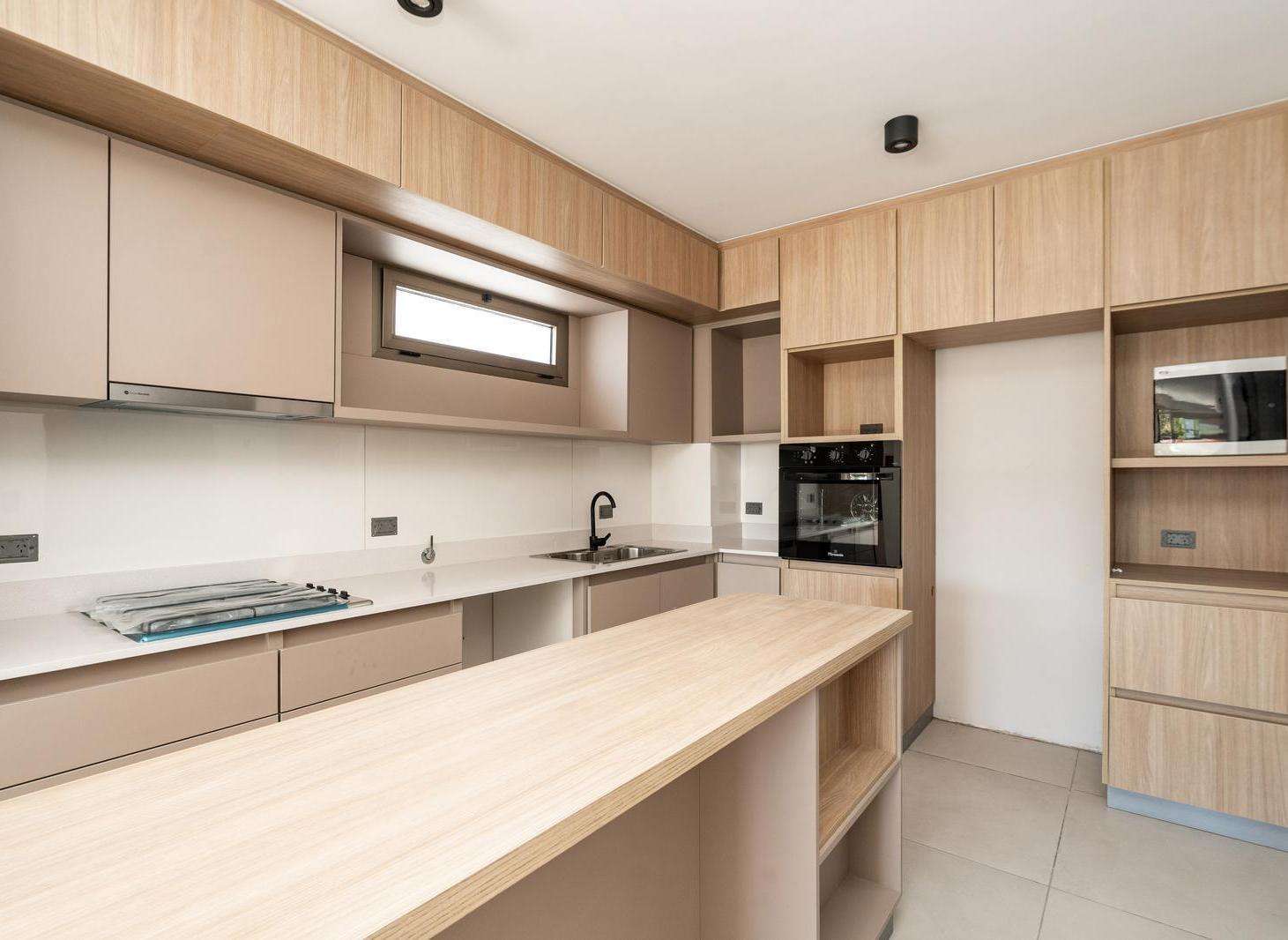 Foto de VENTA DEPARTAMENTO TIPO PH CON TERRAZA A ESTRENAR 3 AMBIENTES EN VILLA, imagen 2