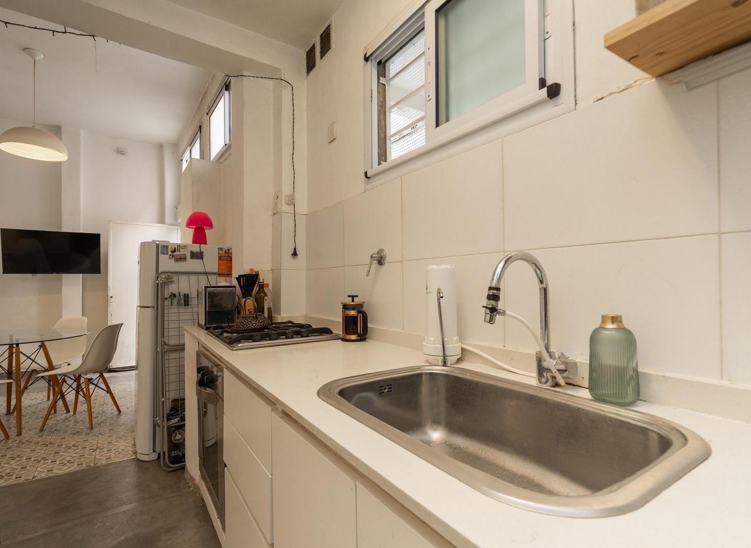 Foto de VENTA PH VILLA DEVOTO MONOAMBIENTE DIVIDIDO AL FRENTE, imagen 2