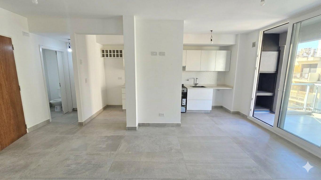 Foto de VENTA DEPARTAMENTO DE 2 AMBIENTES CON BALCON TERRAZA Y PARRILLA EN, imagen 1