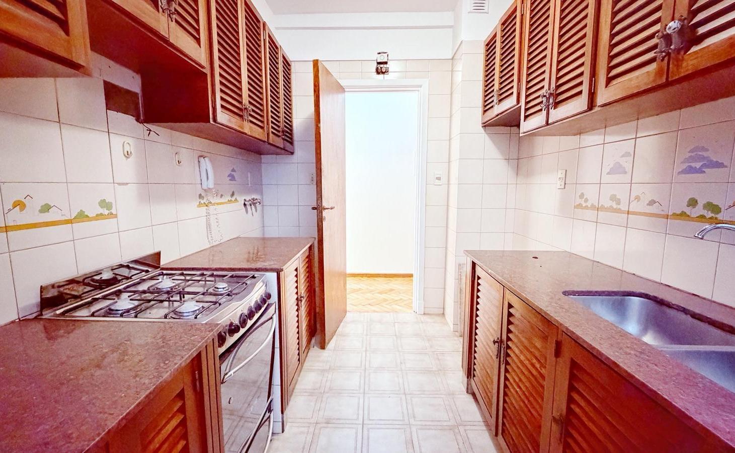 Foto de Venta Departamento 4 ambientes con dependencia en Recoleta, imagen 4