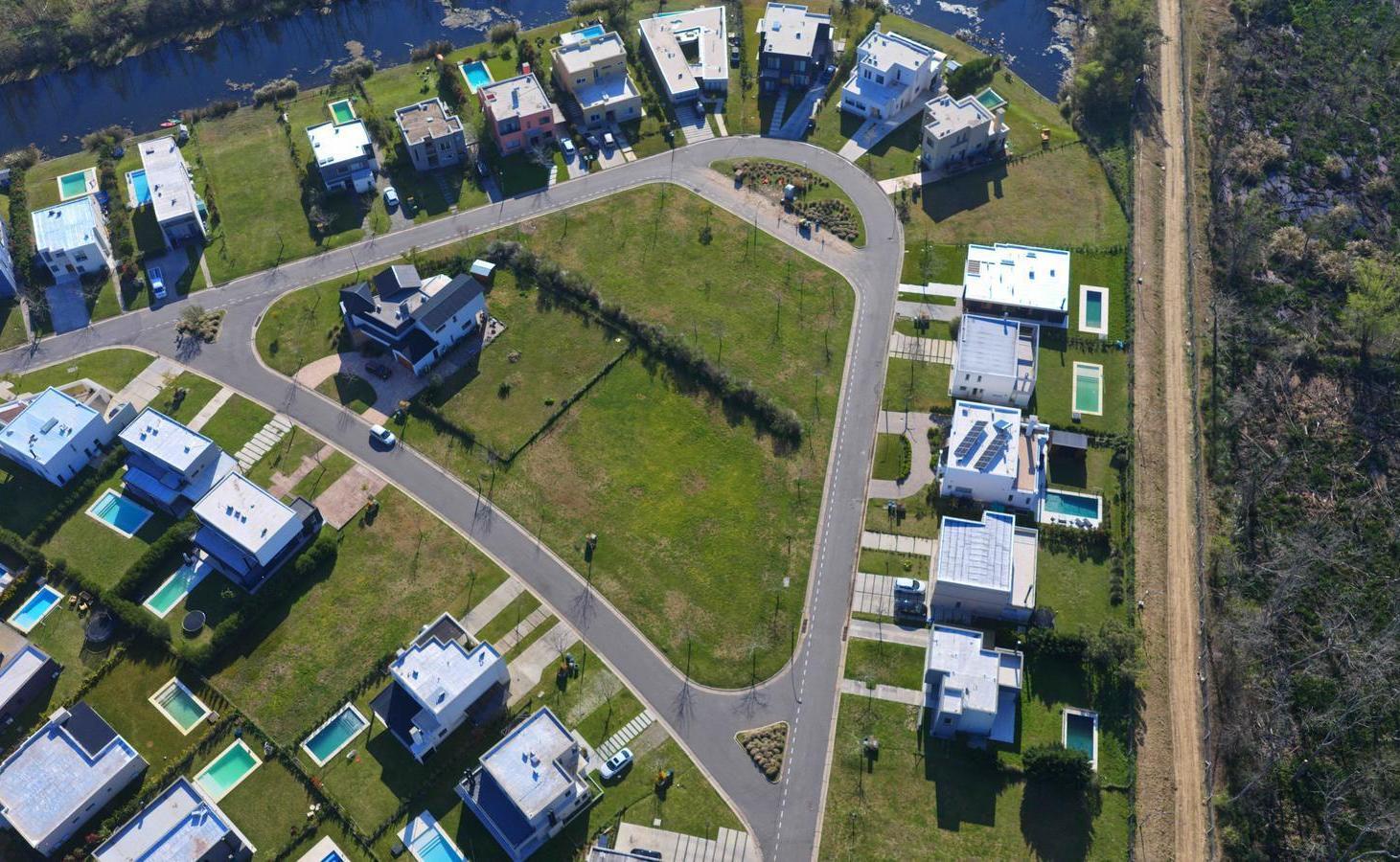 Foto de VENTA LOTE INTERNO - PUERTOS DEL LAGO - BARRIO ACACIAS - ESCOBAR, imagen 3