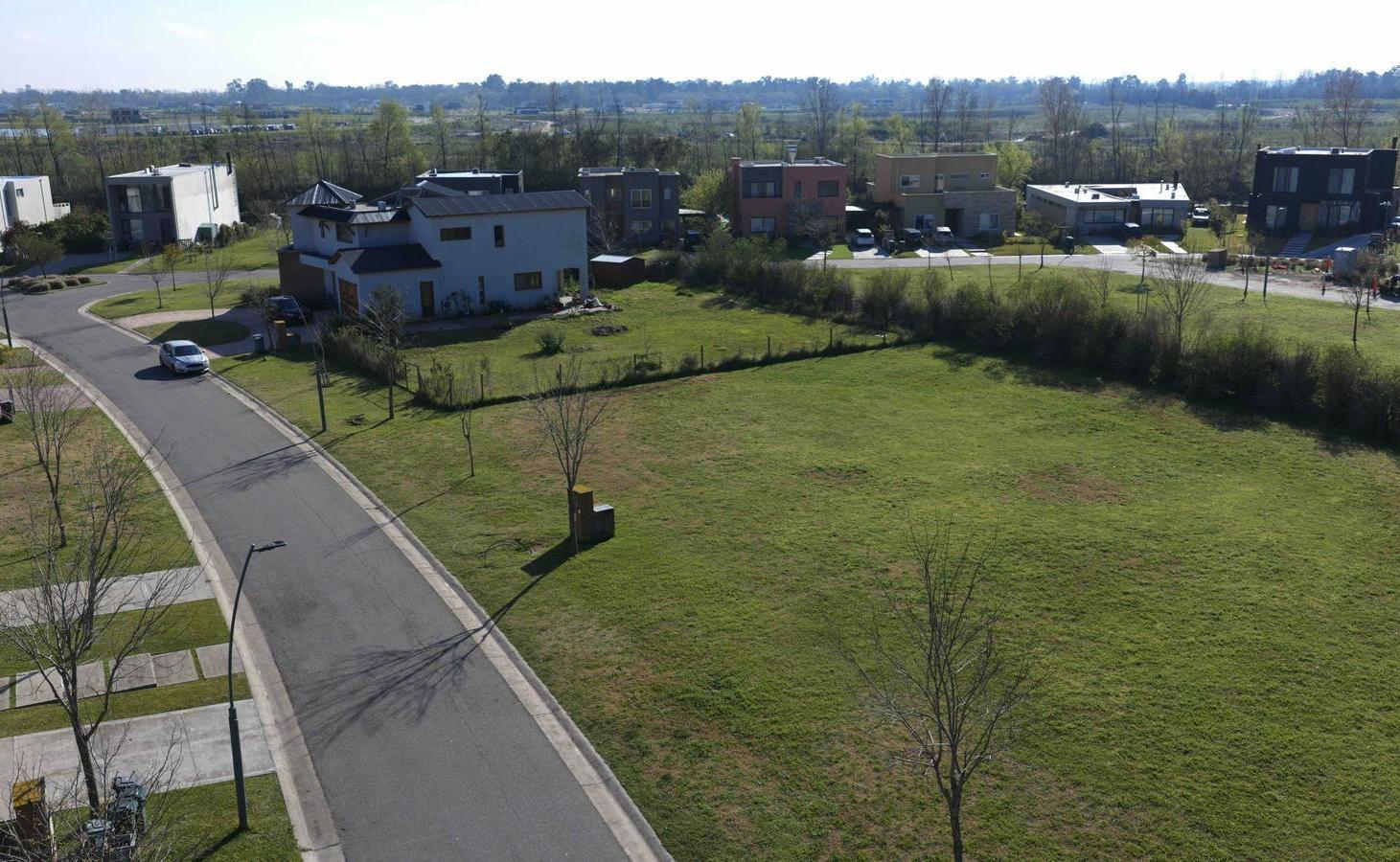 Foto de VENTA LOTE INTERNO - PUERTOS DEL LAGO - BARRIO ACACIAS - ESCOBAR, imagen 1