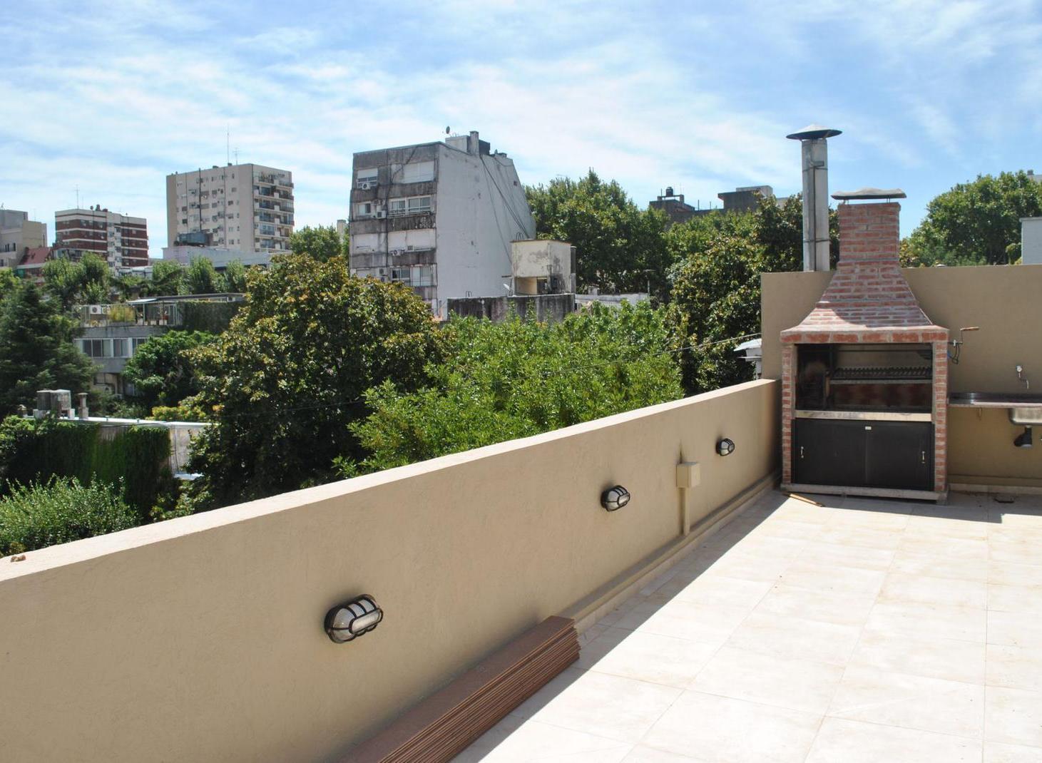 Foto de ALQUILER PROFESIONAL DEPARTAMENTO 3 AMBIENTES CON COCHERA Y BALCON, imagen 3