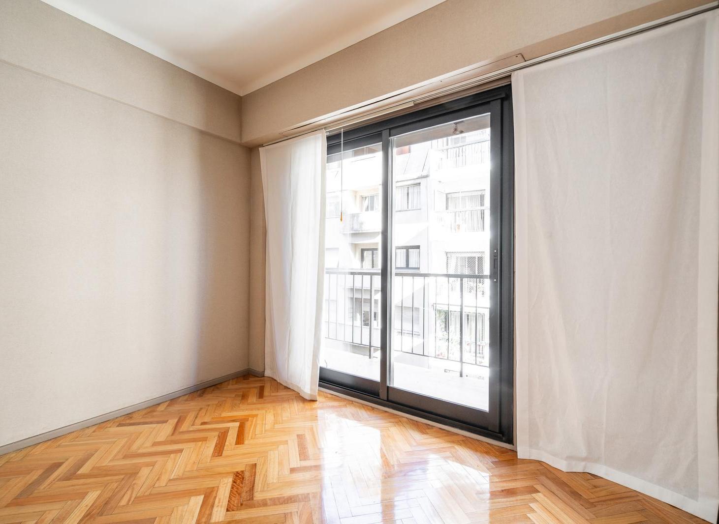 Foto de VENTA DEPARTAMENTO 2 AMBIENTES RECICLADO AL FRENTE CON BALCON EN, imagen 3