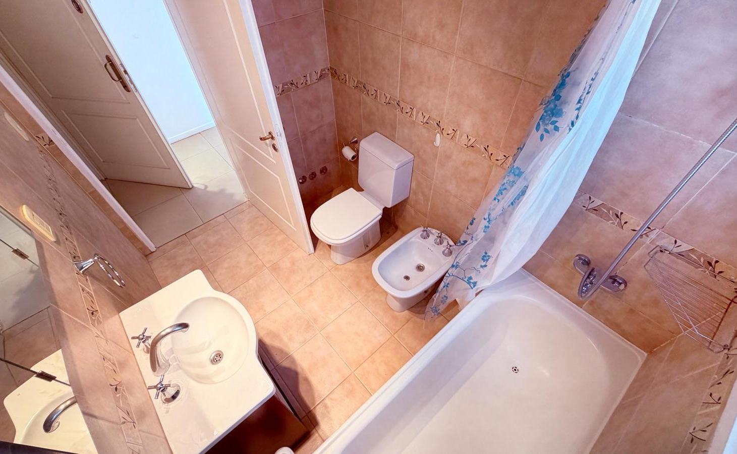 Foto de Alquiler Departamento 2 ambientes con cochera, imagen 4