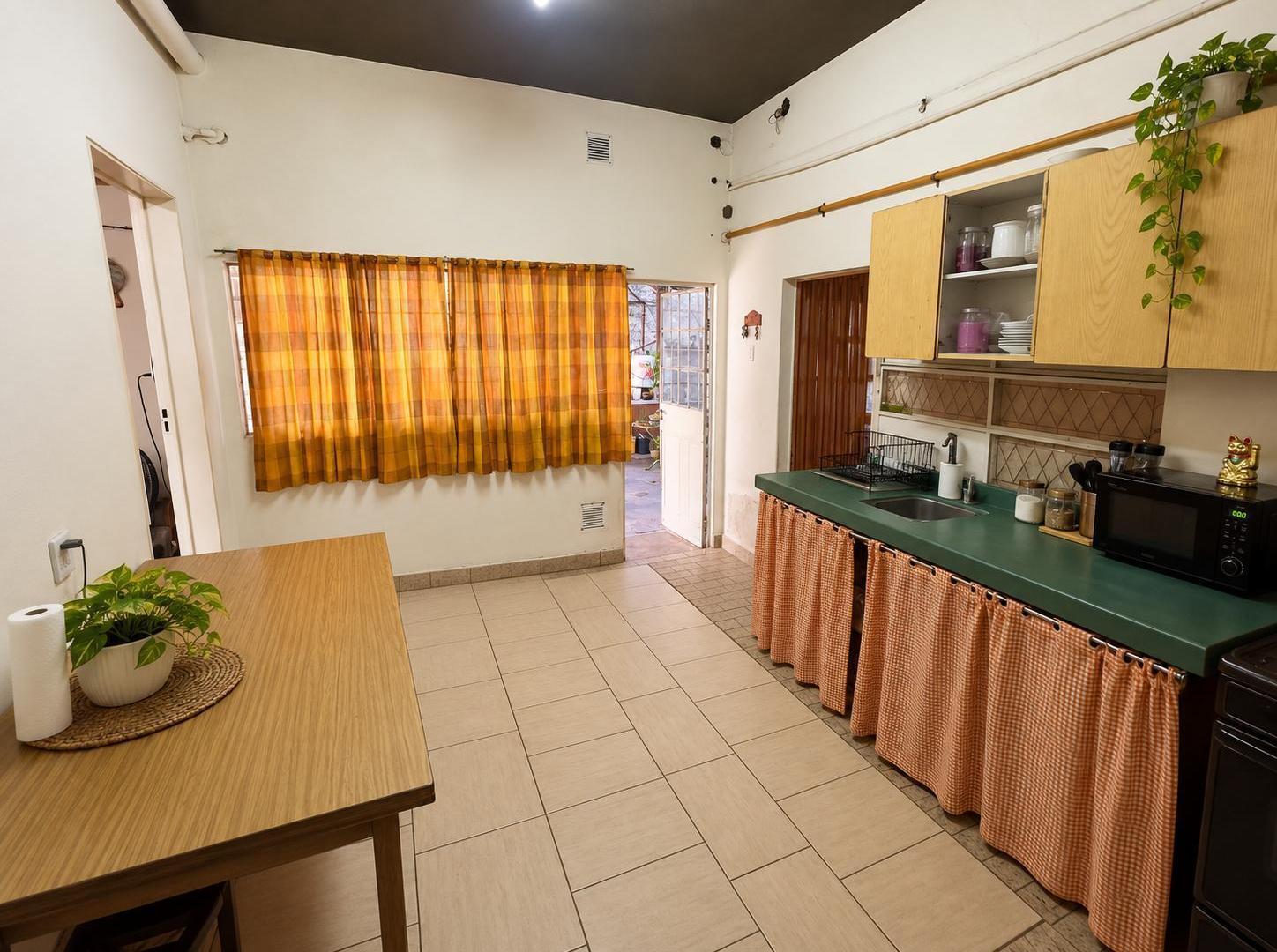 Foto de VENTA DE GALPON + 2 viviendas a refaccionar, imagen 1