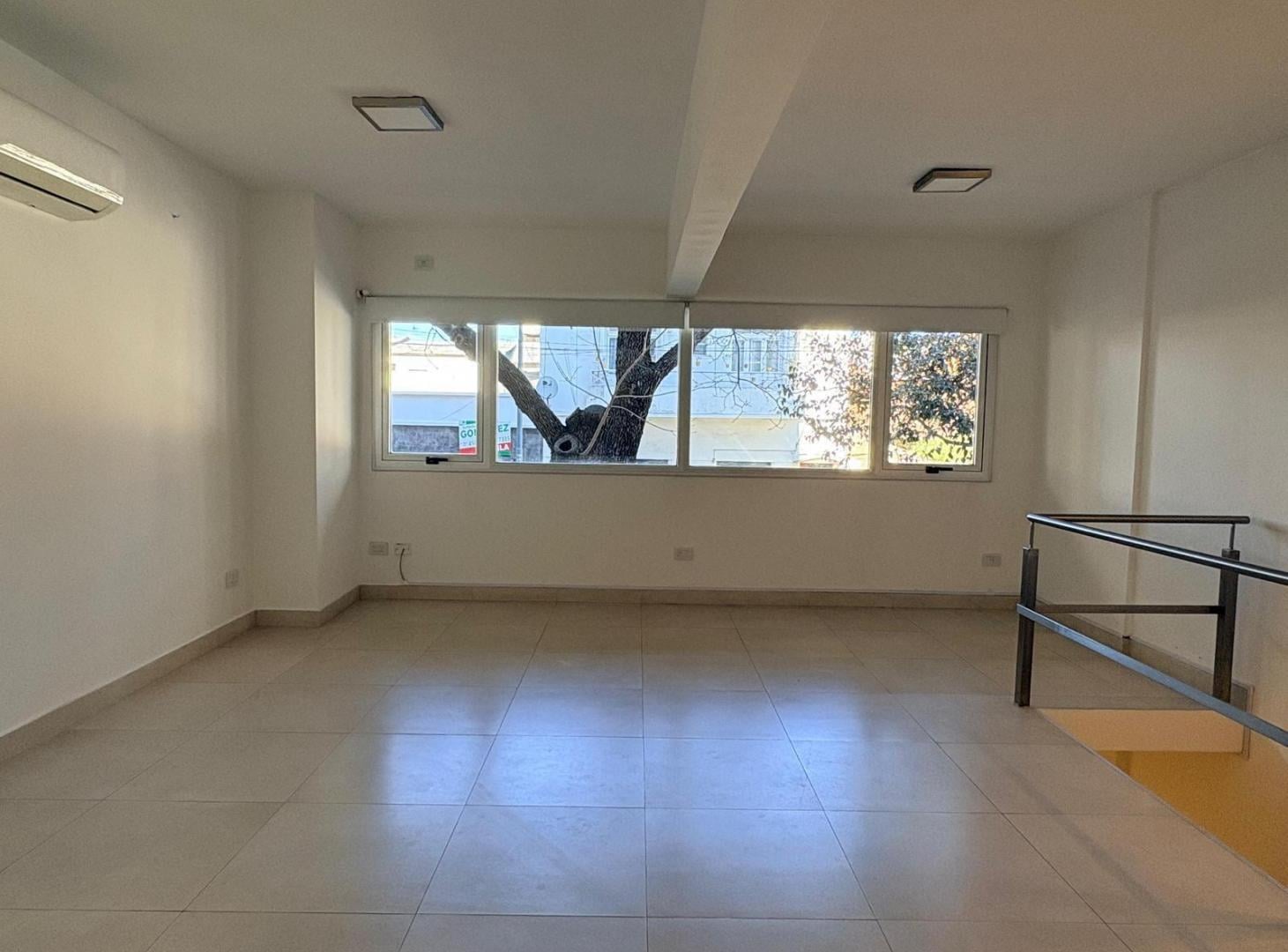 Foto de ALQUILER LOCAL COMERCIAL EN VILLA DEVOTO, imagen 4