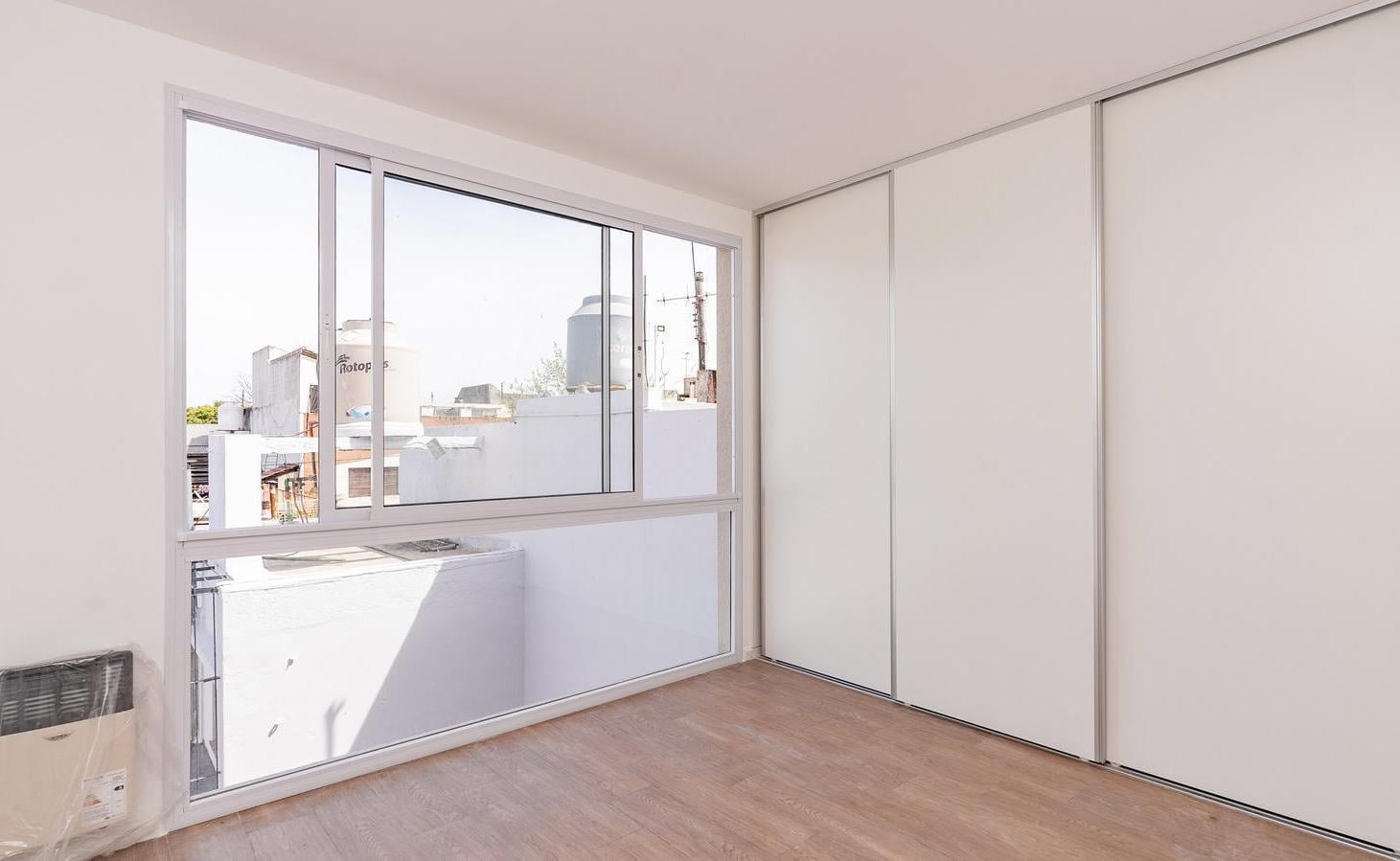 Foto de VENTA PH TRES AMBIENTES AL CONTRAFRENTE CON TERRAZA EN DUPLEX EN VILLA, imagen 3