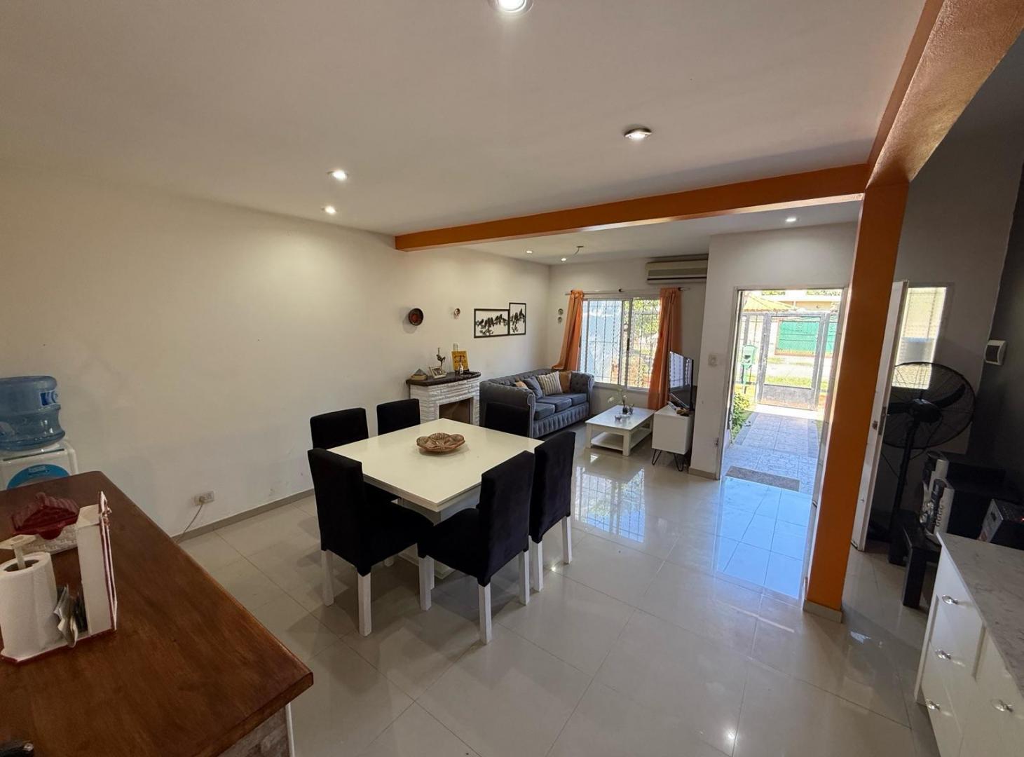 Foto de Casa 4 Ambientes con Parque, Galería y Monoambiente Anexo – La Reja, imagen 1