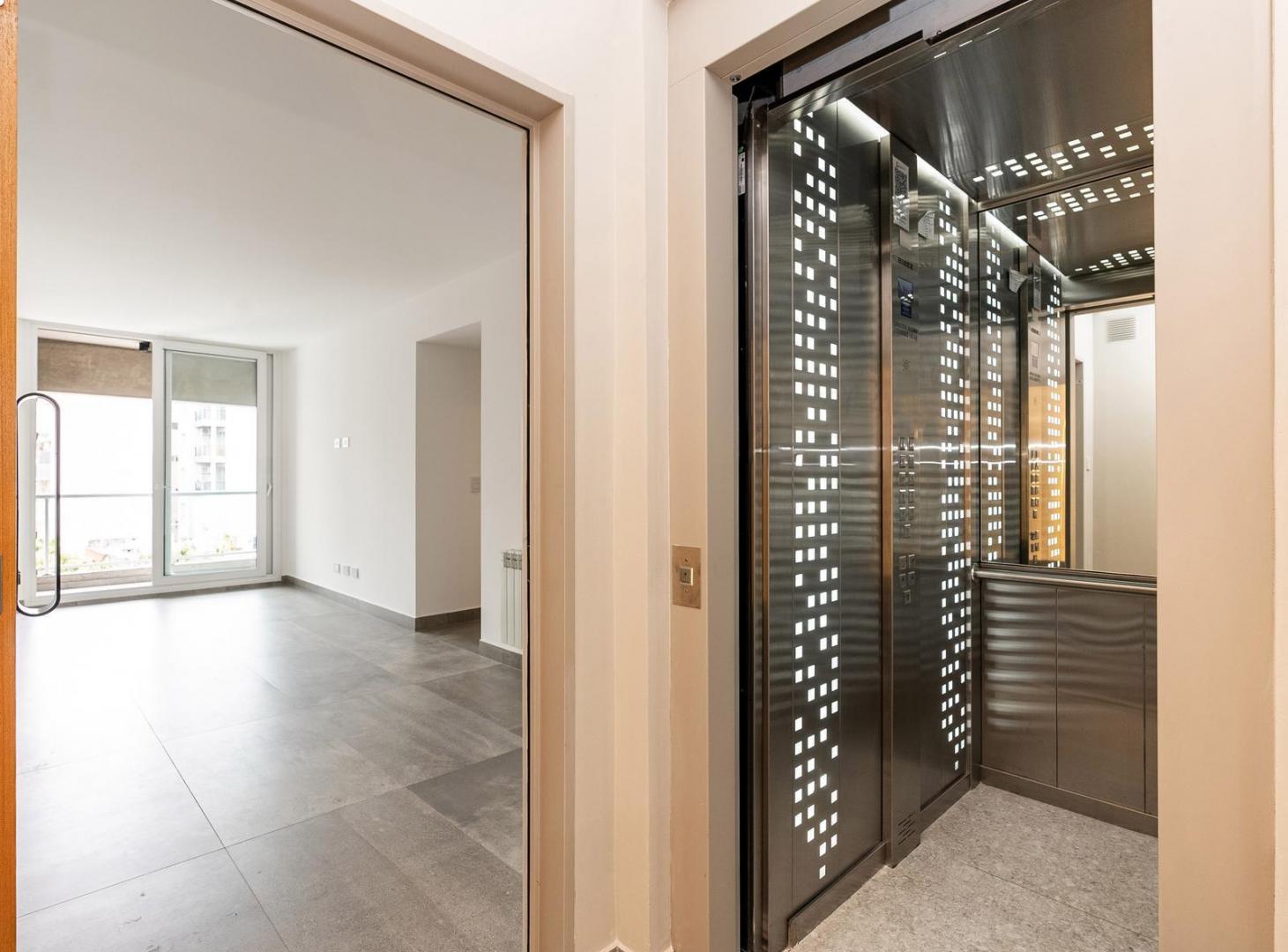 Foto de VENTA DEPARTAMENTO SEMIPISO 3 AMBIENTES CON BALCON Y PARRILLA A, imagen 3