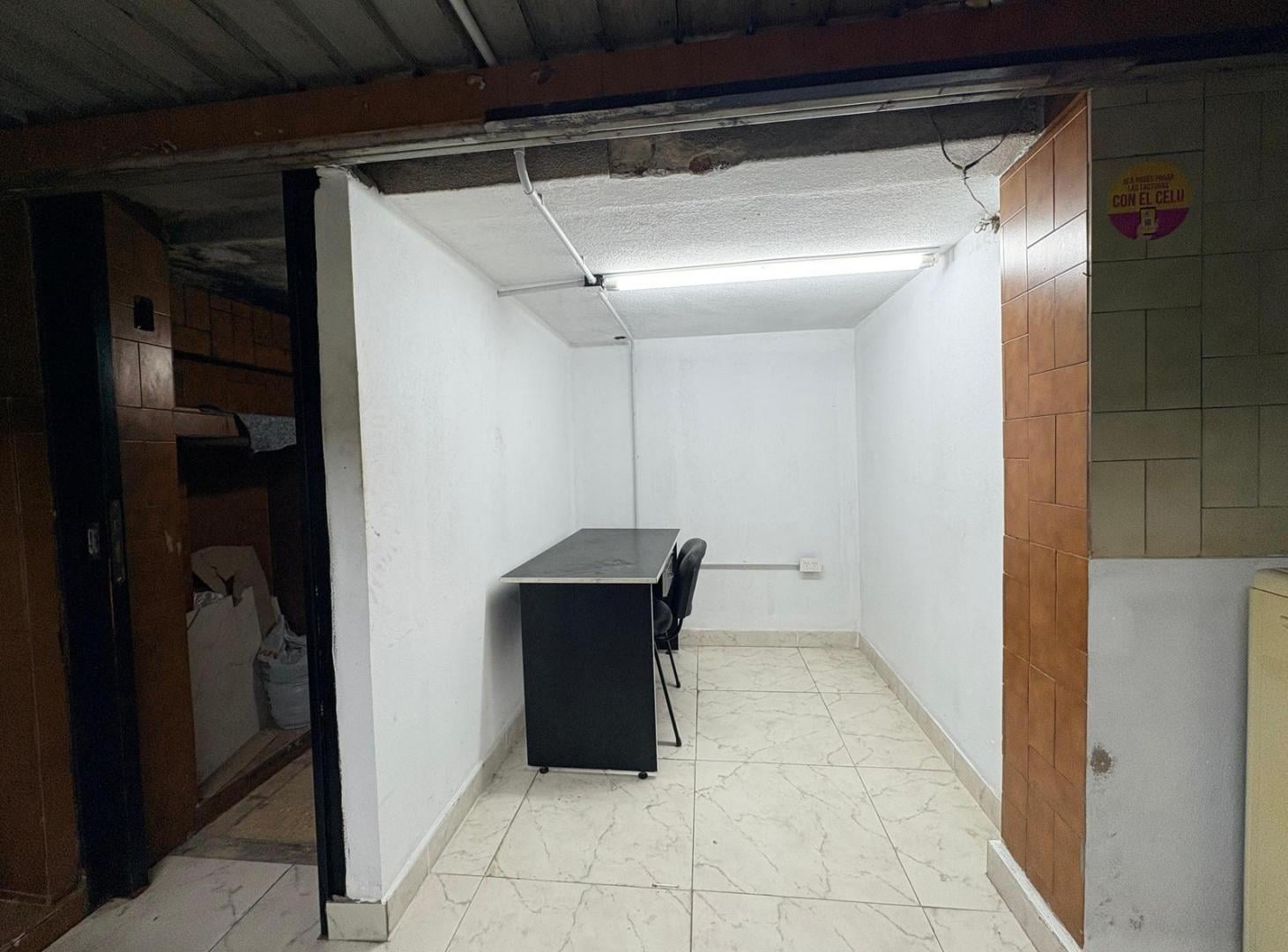 Foto de VENTA LOCAL COMERCIAL / DEPÓSITO EN AV GENERAL PAZ, CIUDADELA, PARTIDO, imagen 5