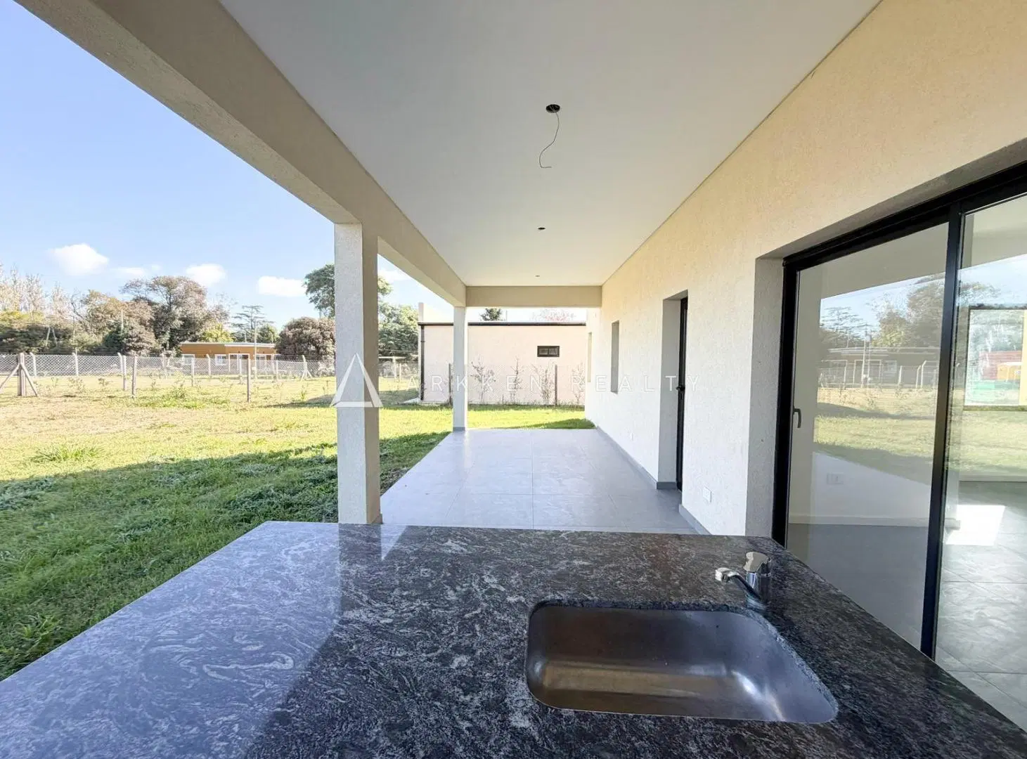 Casa en venta en Santa Elisa Pilar del Este 4